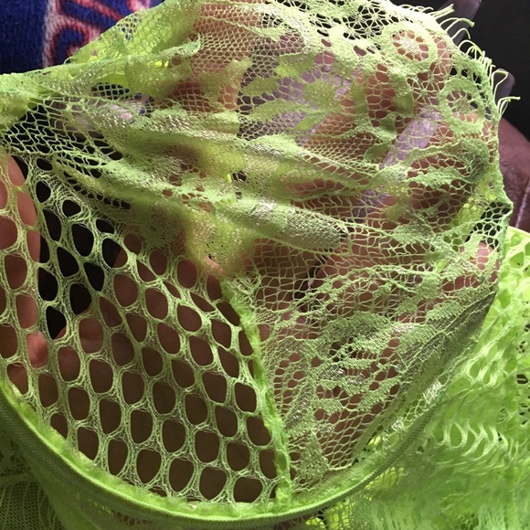 Last one ☝🏼 🔥🔥🔥lace bodysuit neon lime - Picture 6 of 6